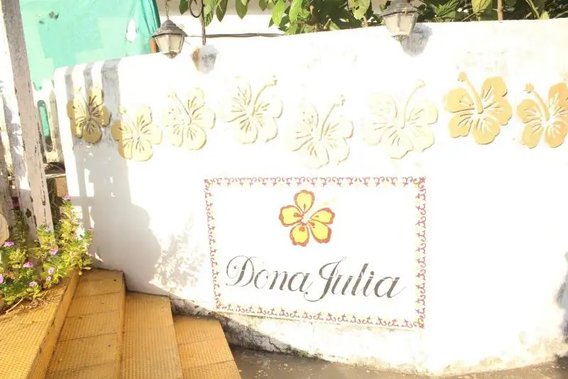 DONA JULIA