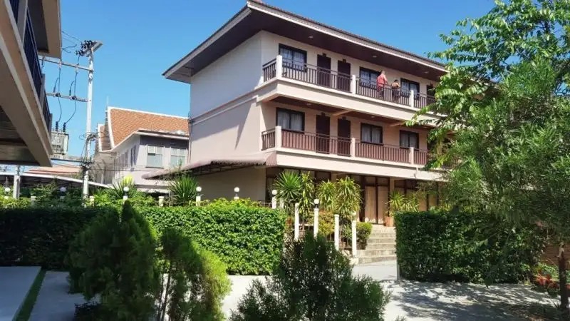 PANUPONG HOTEL