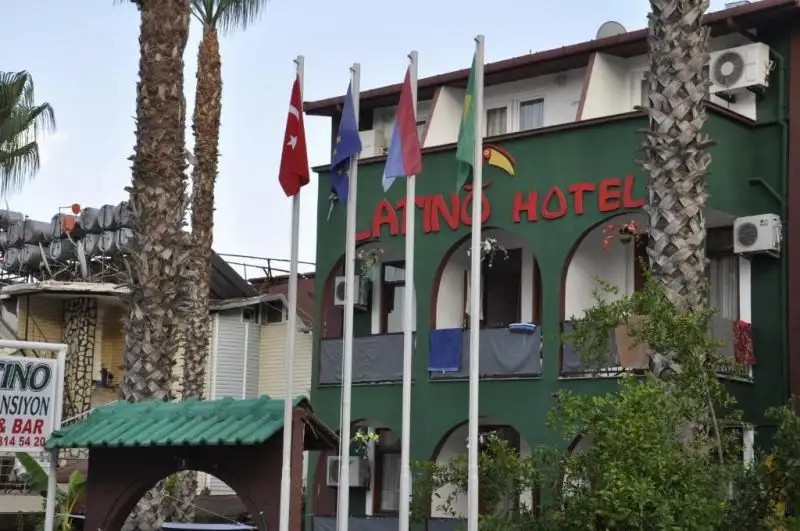 EL LATINO HOTEL