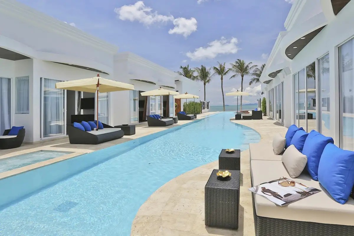 THE PRIVILEGE HOTEL EZRA BEACH CLUB