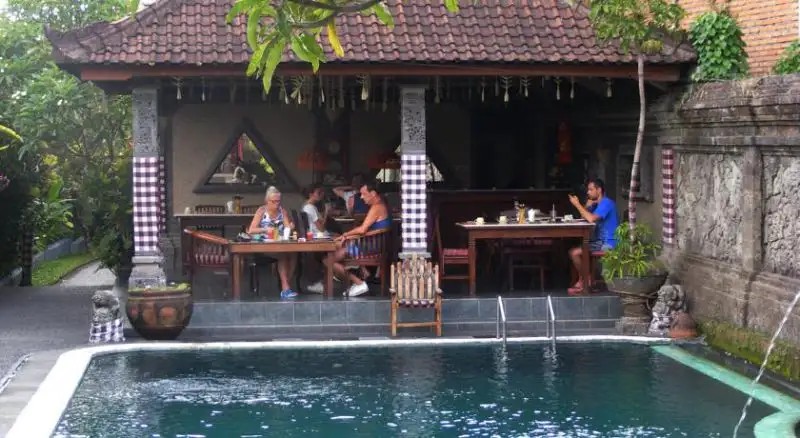 JALAN JALAN VILLA & SPA