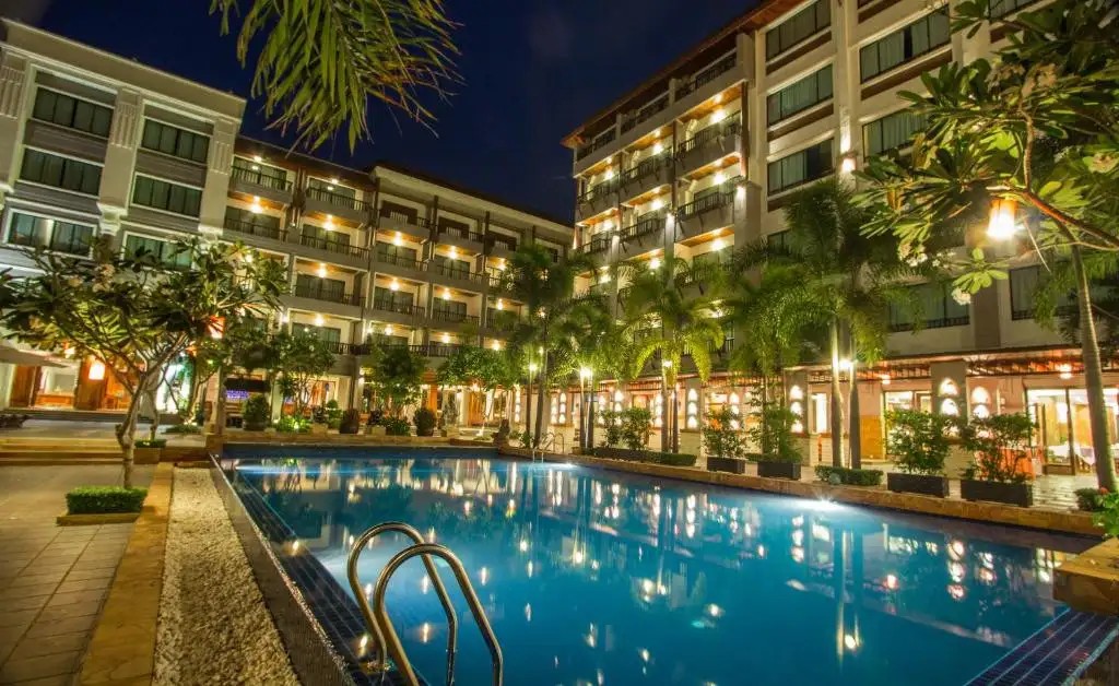 ROYAL EMPIRE HOTEL
