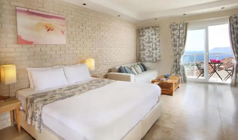 SAYLAM SUITES HOTEL