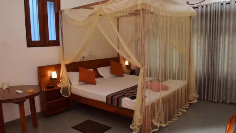MIRA WHALES RESORT