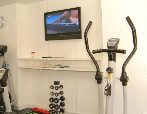 MAX SAVASSI APART SERVICE