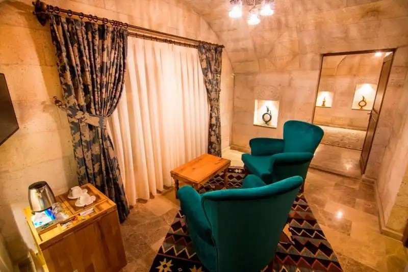 CALDERA HOTEL