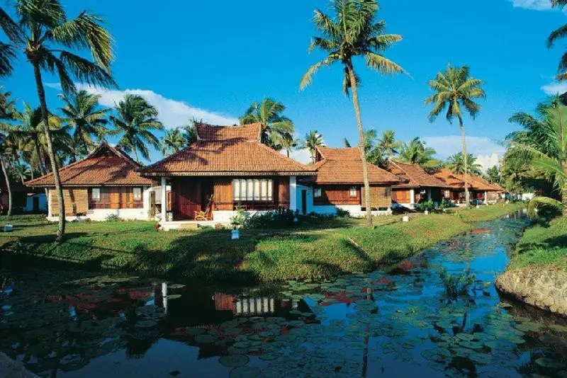 KUMARAKOM LAKE RESORT