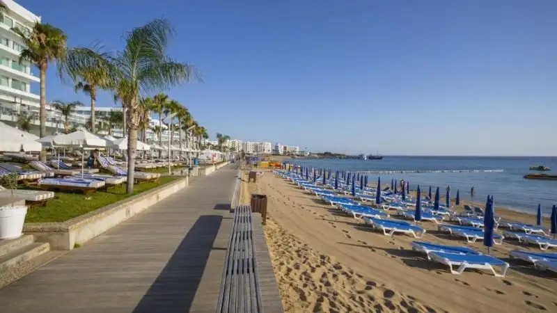 CONSTANTINOS THE GREAT APTS