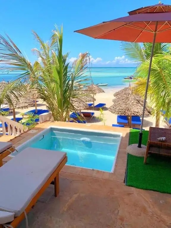 LAZY BEACH HOTEL