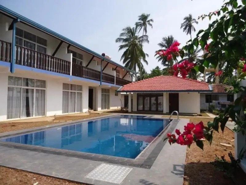 WHITE ROSE BEACH RESORT