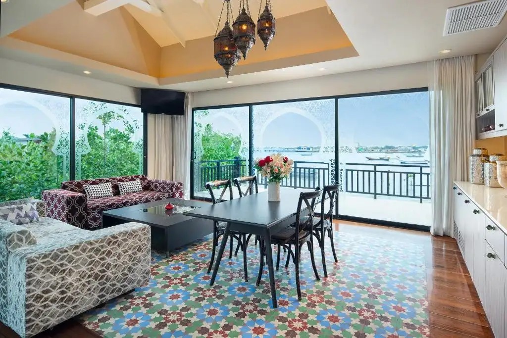 WAY HOTEL (EX. WAY BY GARDEN SEA VIEW RESORT)