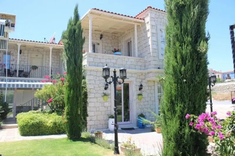 ALACATI MARINA PALACE