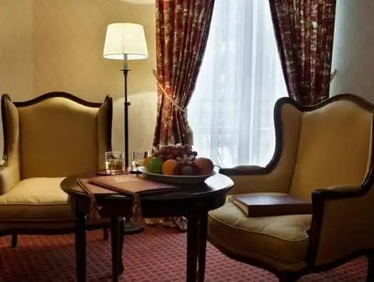 КРОНОН ПАРК ОТЕЛЬ