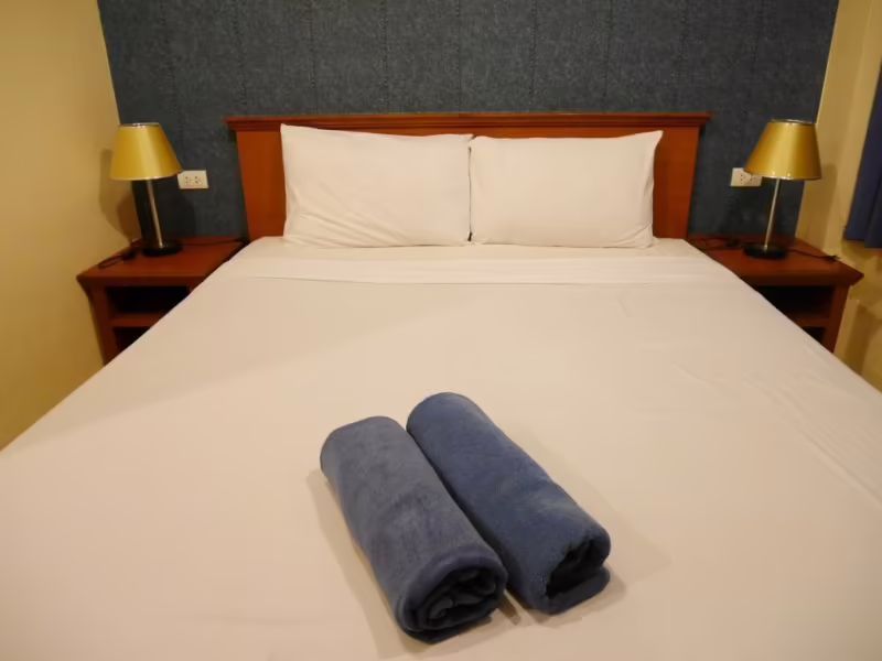 SLEEP AT PHUKET