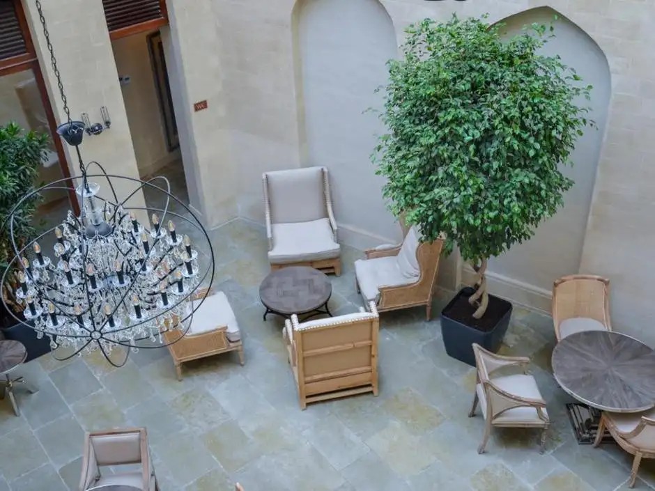 SHIRVANSHAH HOTEL