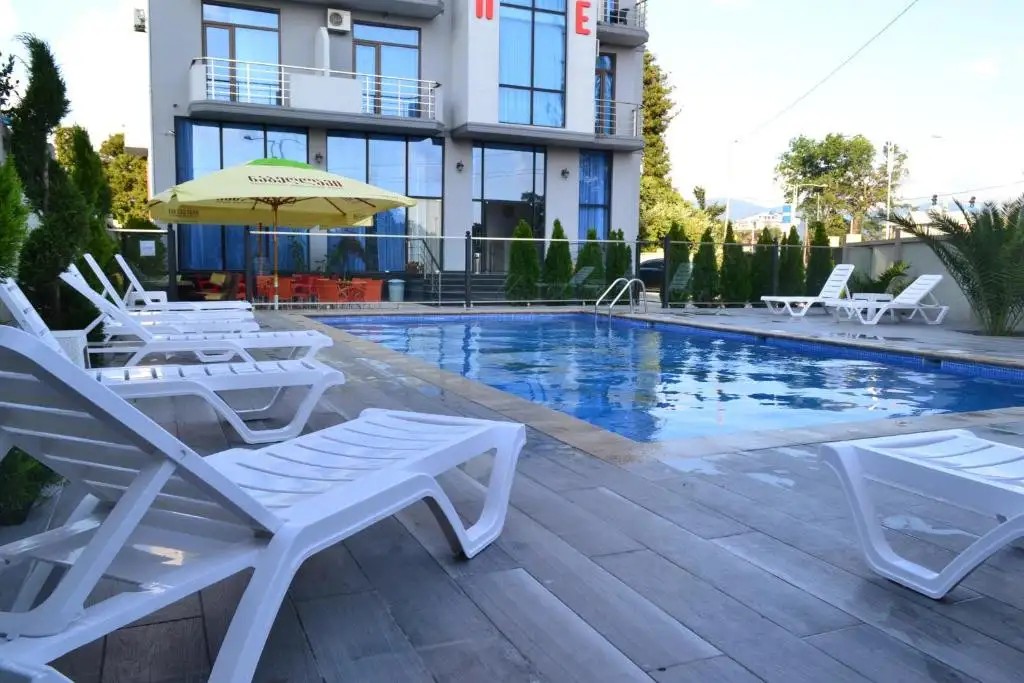 SKYLINE HOTEL BATUMI