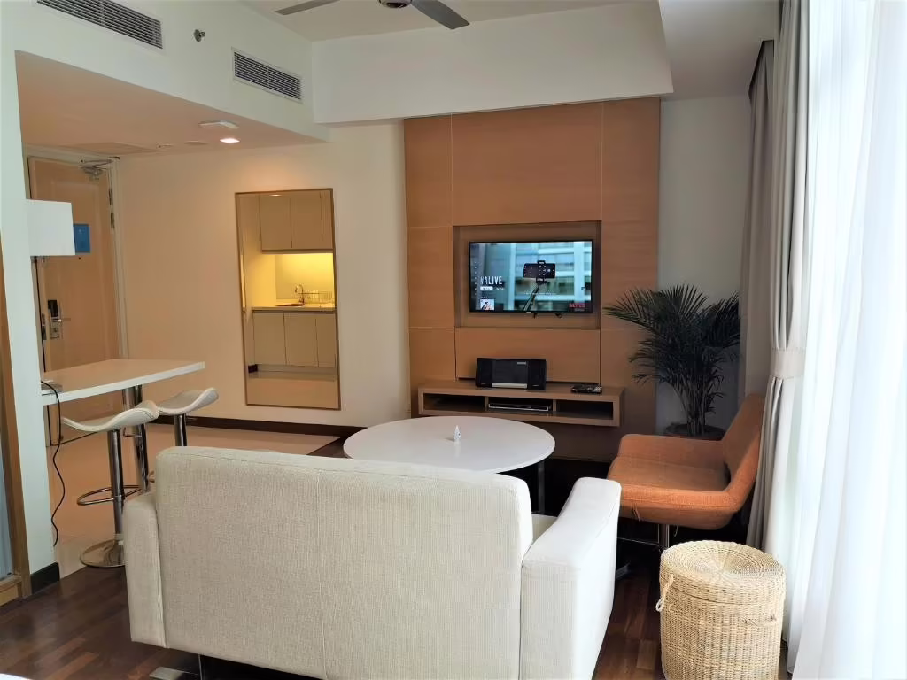 CORMAR SUITES