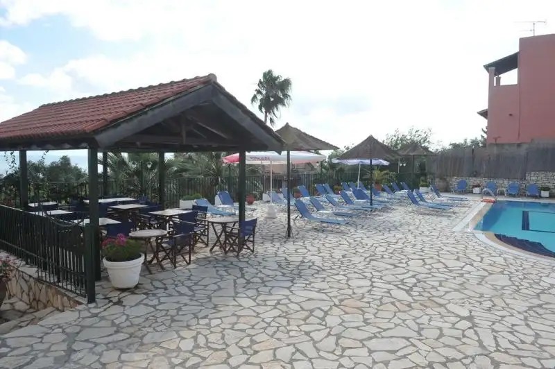 KERKYRA BEACH APARTMENTS & STUDIOS