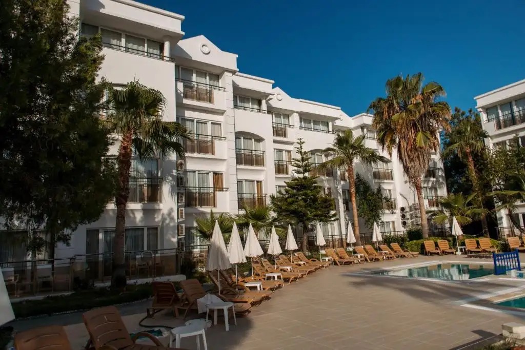 CLUB GOLF HOTEL (EX. LUCA BEACH, MAYA WORLD GOLF)