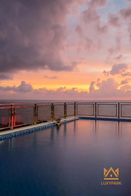 LUXY PARK HOTEL