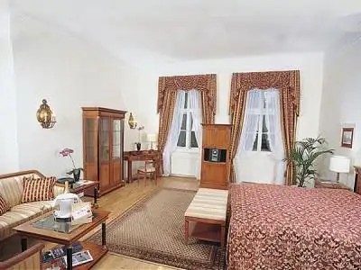 GRAND HOTEL SAUERHOF