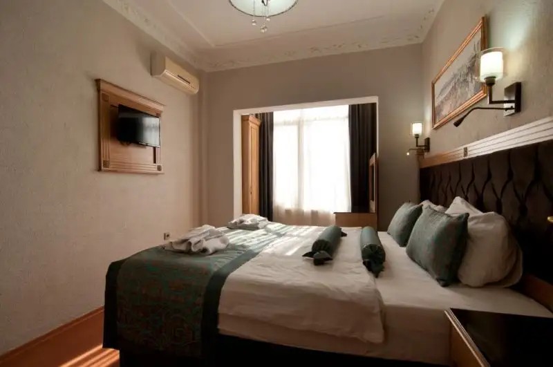 BLUE TUANA HOTEL
