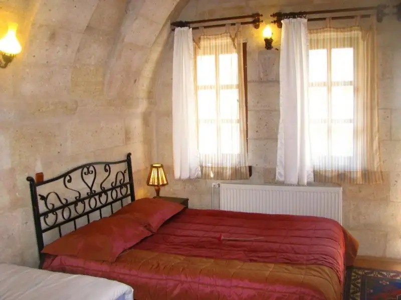 NATURE PARK CAVE HOTEL