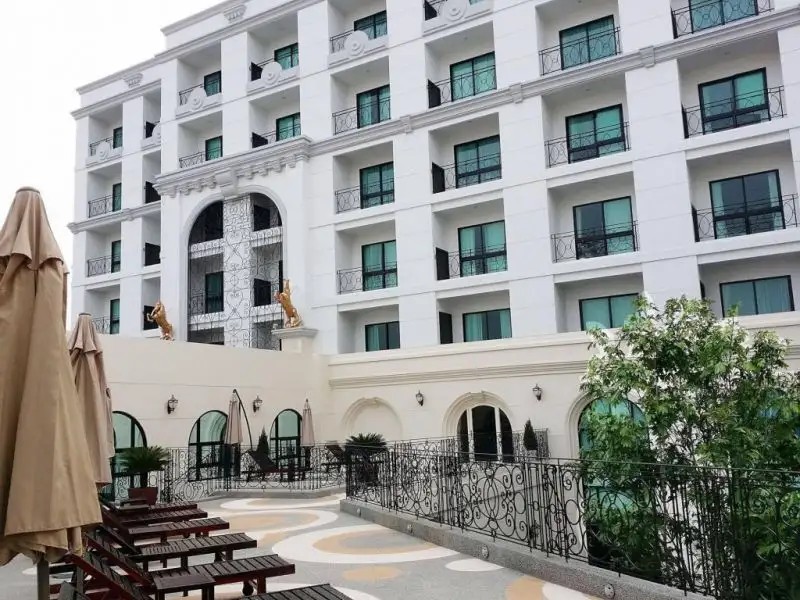 SN PLUS HOTEL  SHA PLUS