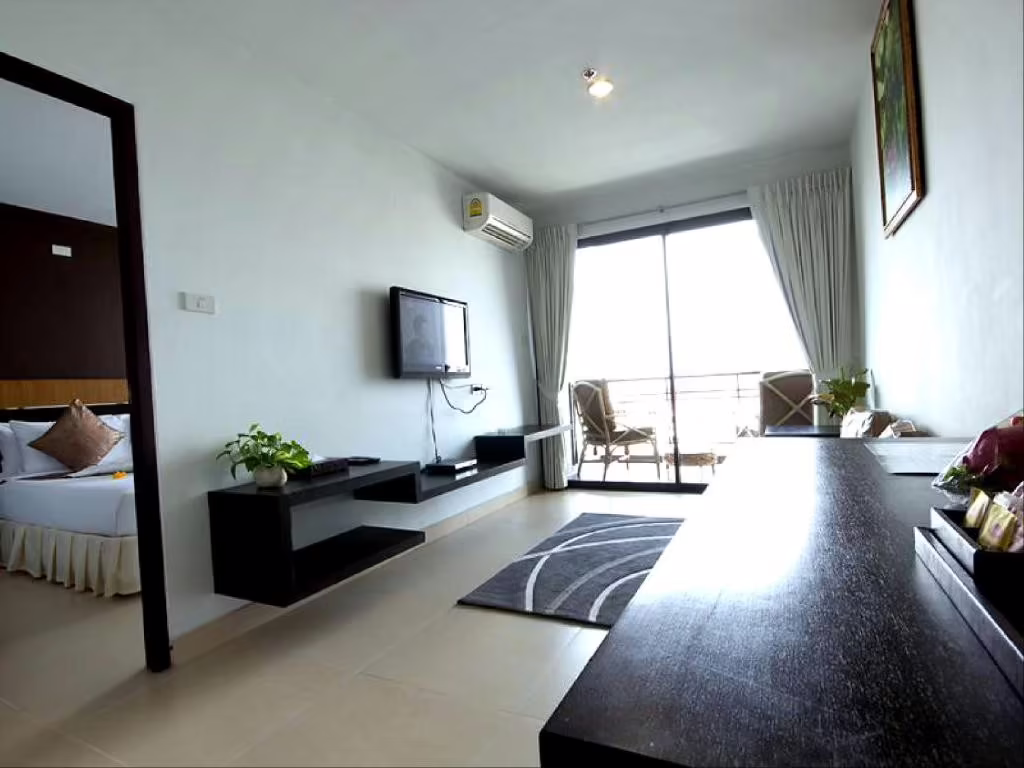 VOGUE PATTAYA HOTEL