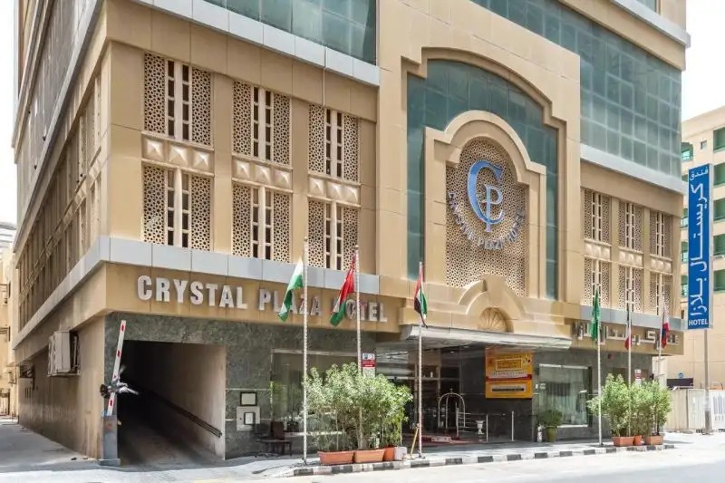 CRYSTAL PLAZA