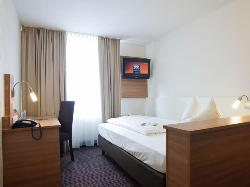 BEST WESTERN HOTEL CRISTAL