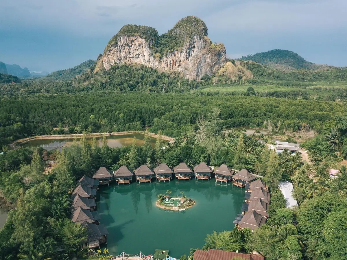 POONSIRI RESORT