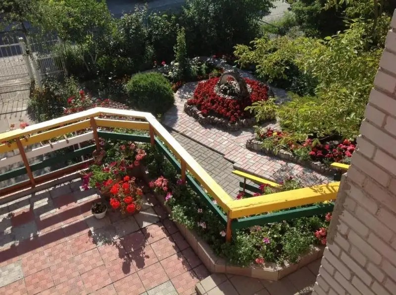 ГОСТЕВОЙ ДОМ У БАШНИ