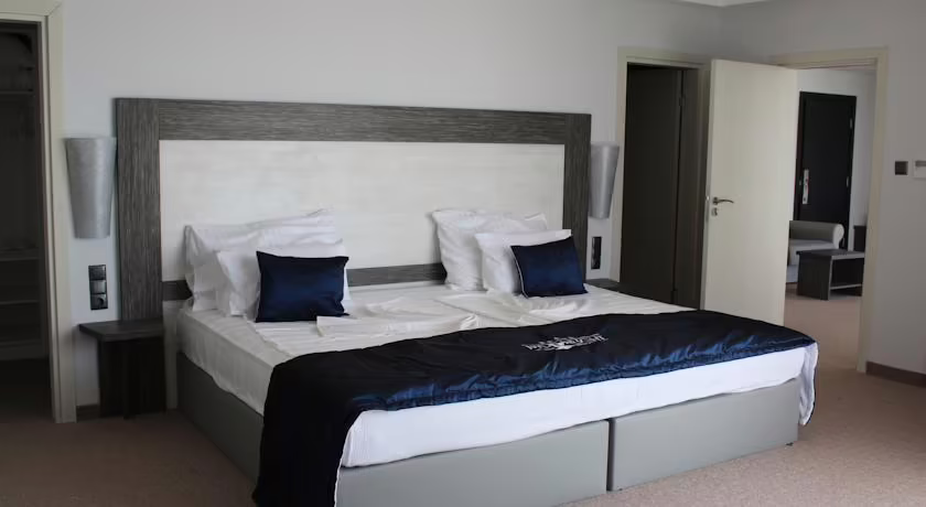 LUNNA PATEKA ST.VLAS