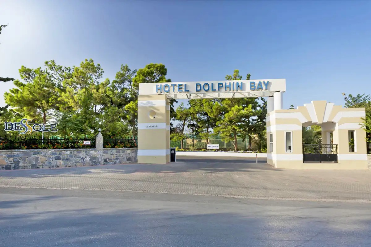 DESSOLE DOLPHIN BAY RESORT (EX. DOLPHIN BAY)