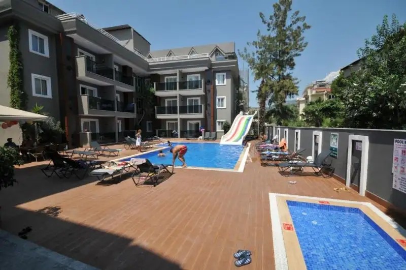 ISLA APART HOTEL