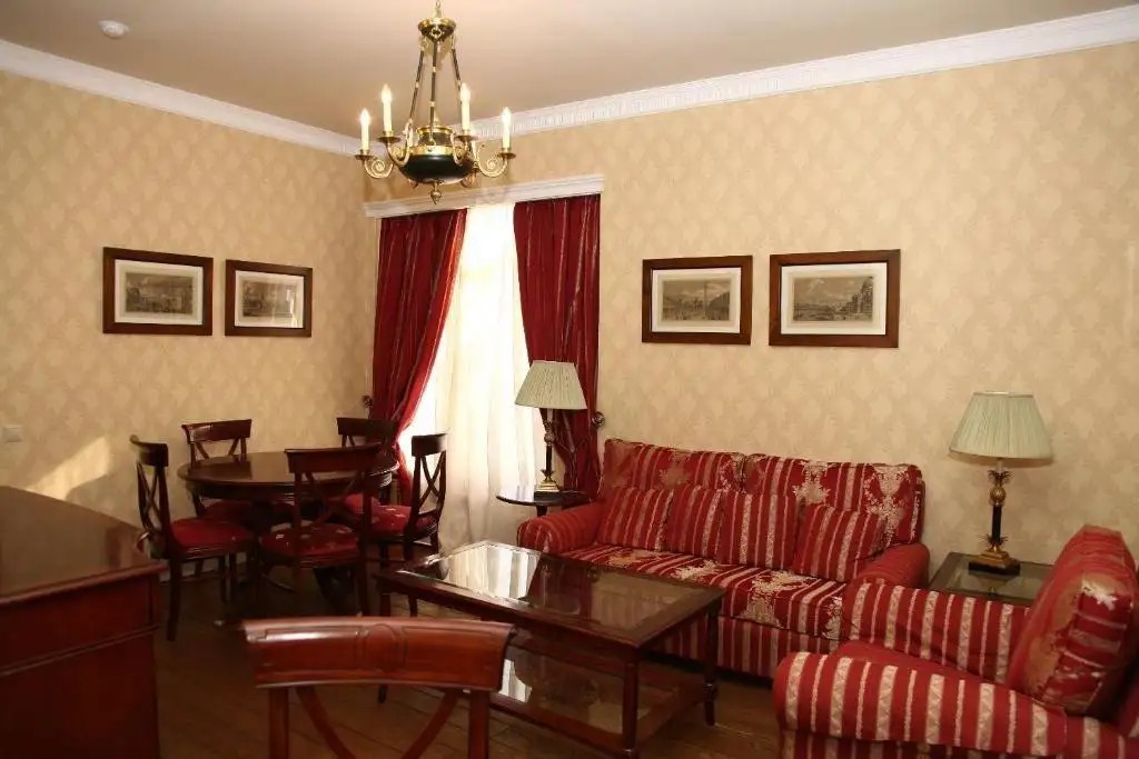 ВИЛЛА АКВАВИЗИ (VILLA AKVAVIZI)