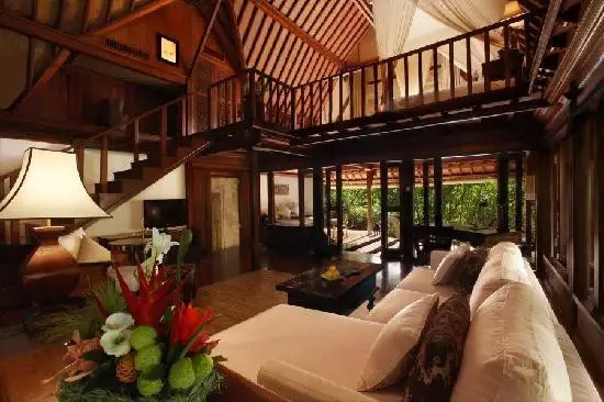 WARWICK IBAH LUXURY VILLAS & SPA