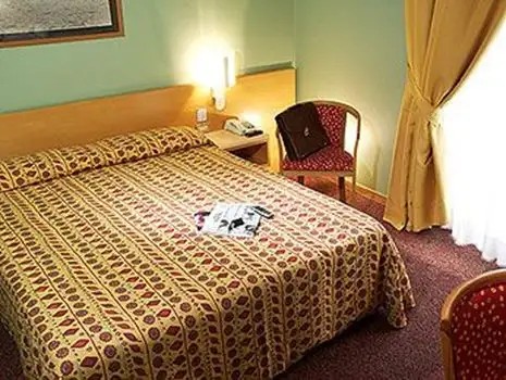 MERCURE NAPOLI ANGIOINO