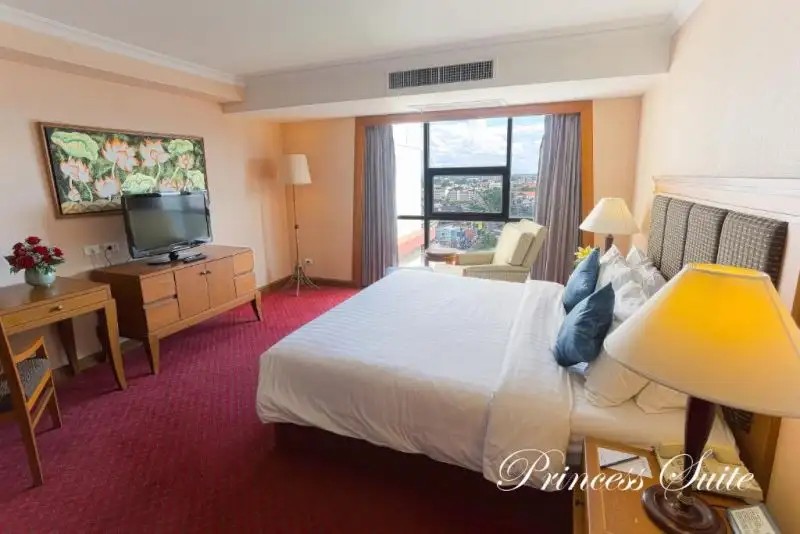 AMORA HOTEL CHIANG MAI