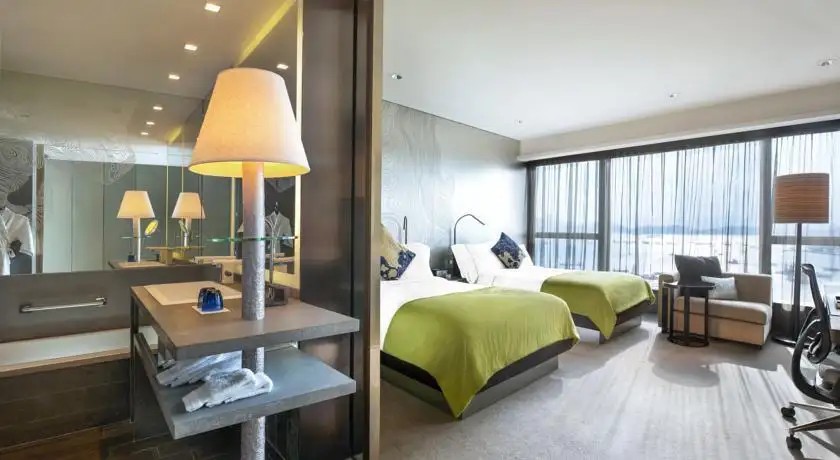 W HONG KONG