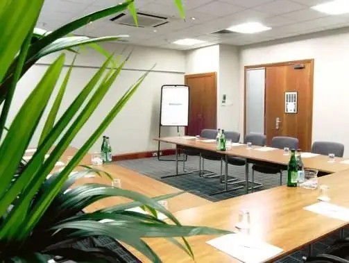 HOLIDAY INN EDINBURGH