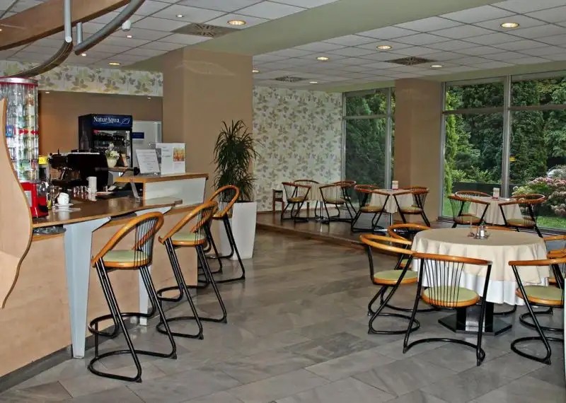 CITY PARTNER SZIESZTA