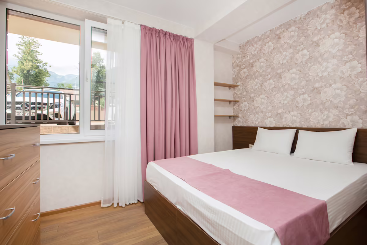 ALBA INN APARTMENTS (АЛЬБА ИНН)