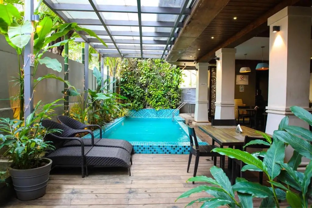 RIVA GOLD COAST