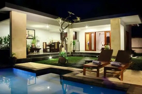 VILLA CORY