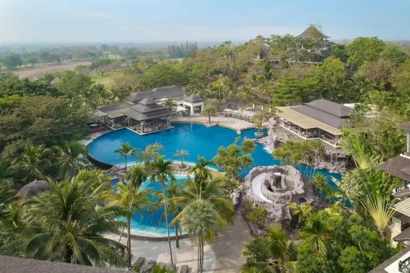 SPRINGFIELD VILLAGE GOLF & SPA