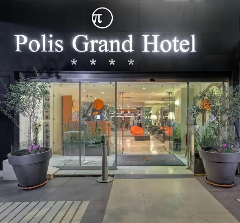 POLIS GRAND