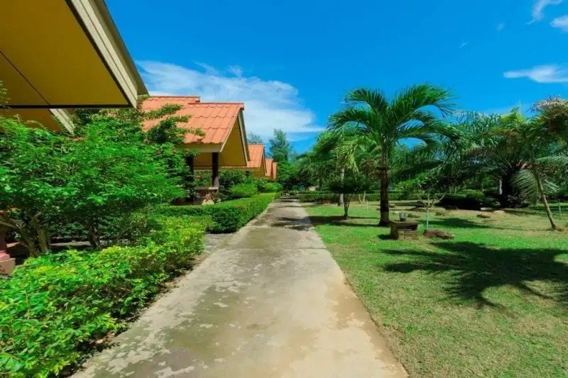 RIM KHAO RESORT