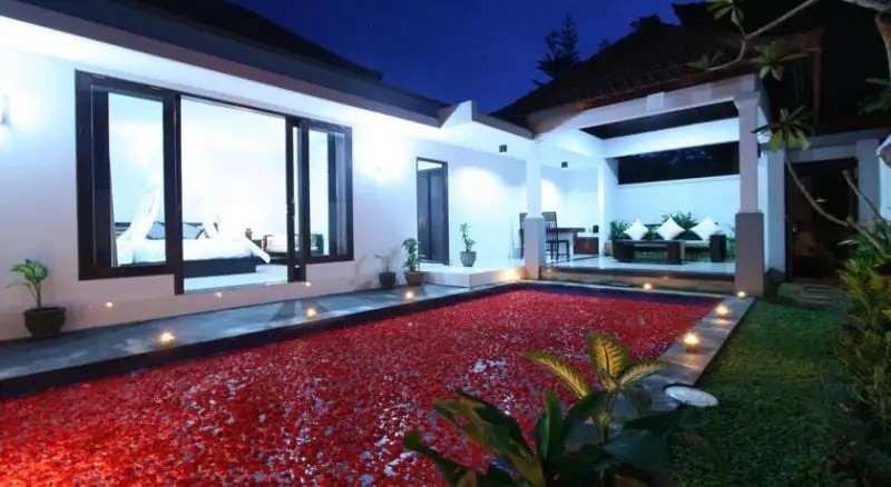EVITA VILLA